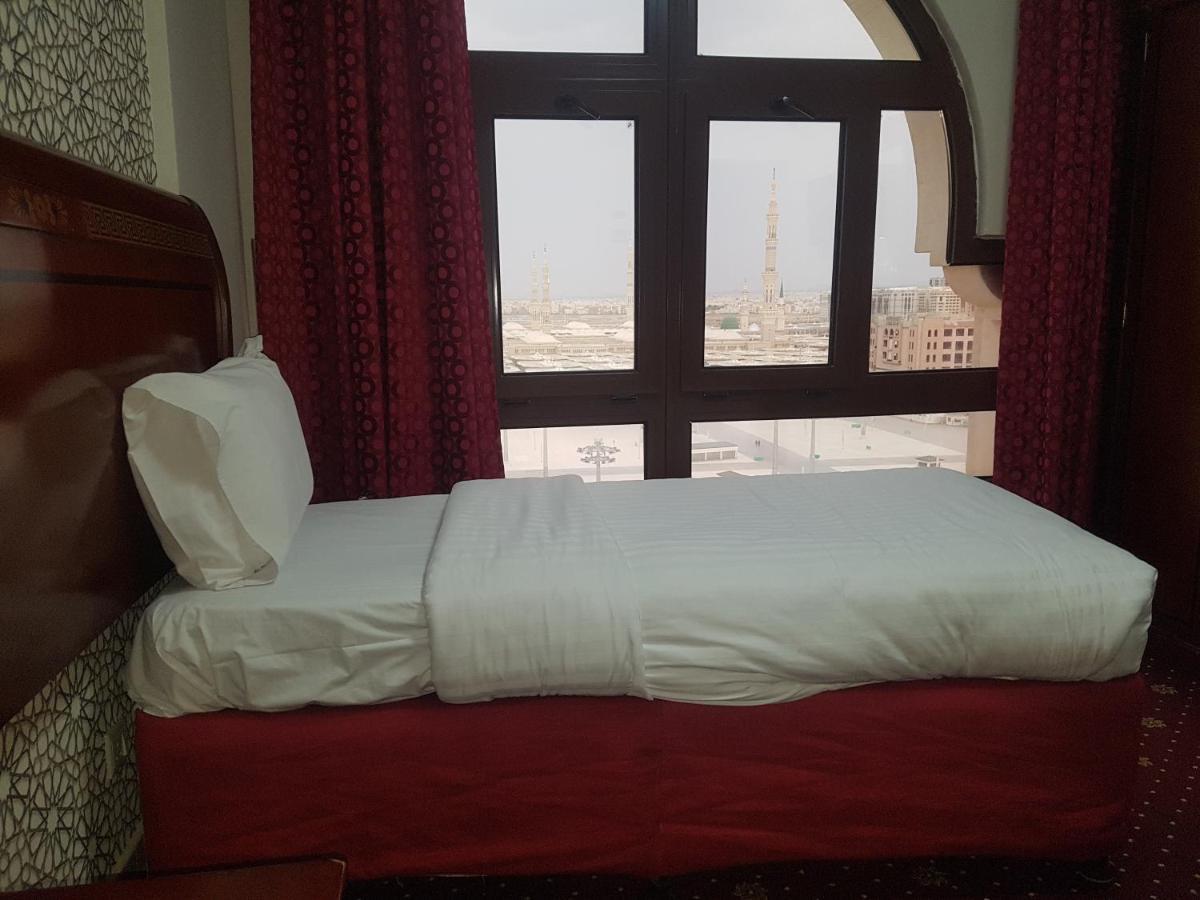 Karam Taibah Almasi Hotel Medina Bagian luar foto