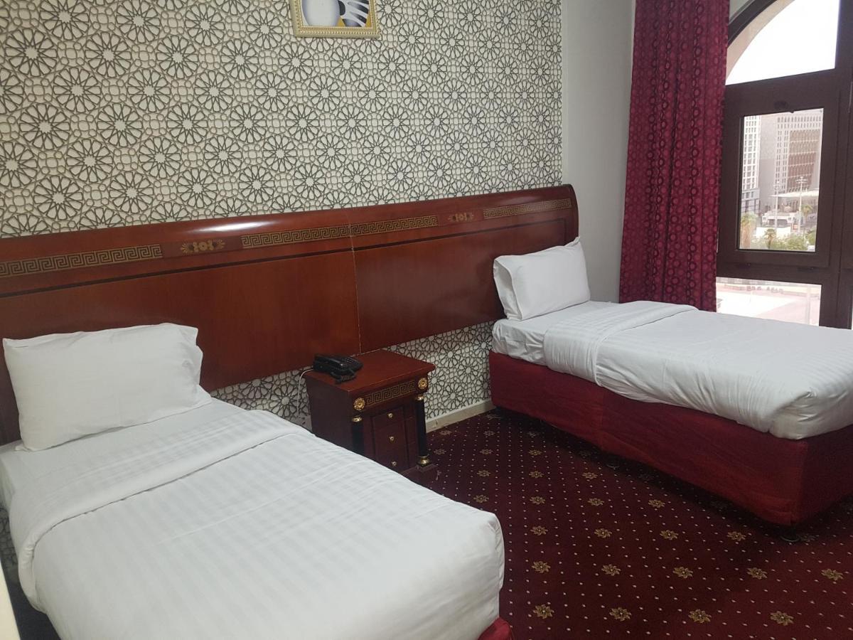 Karam Taibah Almasi Hotel Medina Bagian luar foto