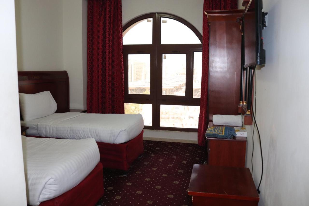 Karam Taibah Almasi Hotel Medina Bagian luar foto